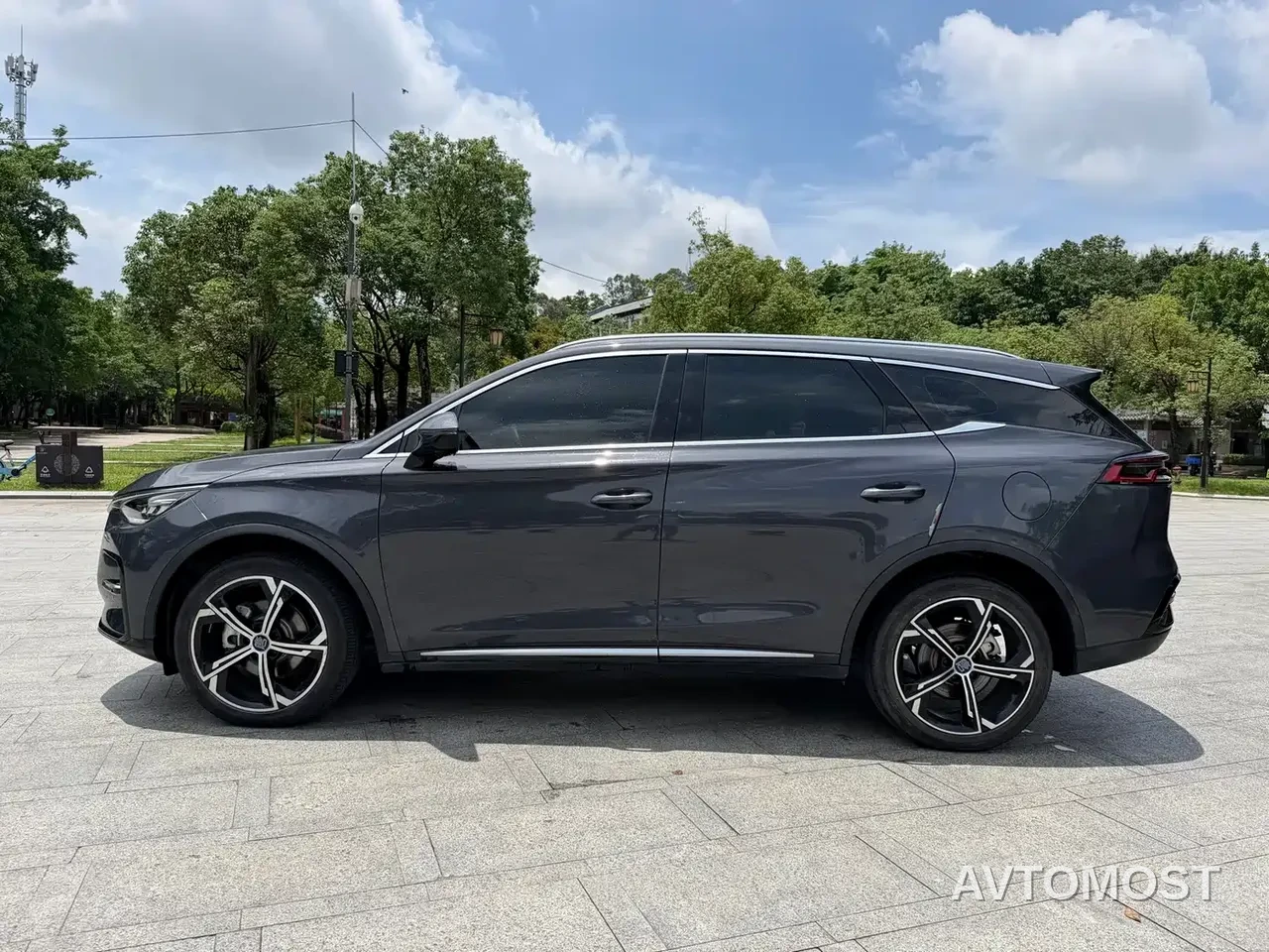 BYD Tang New Energy 2021 DM-i 52KM Luxury — фото 16