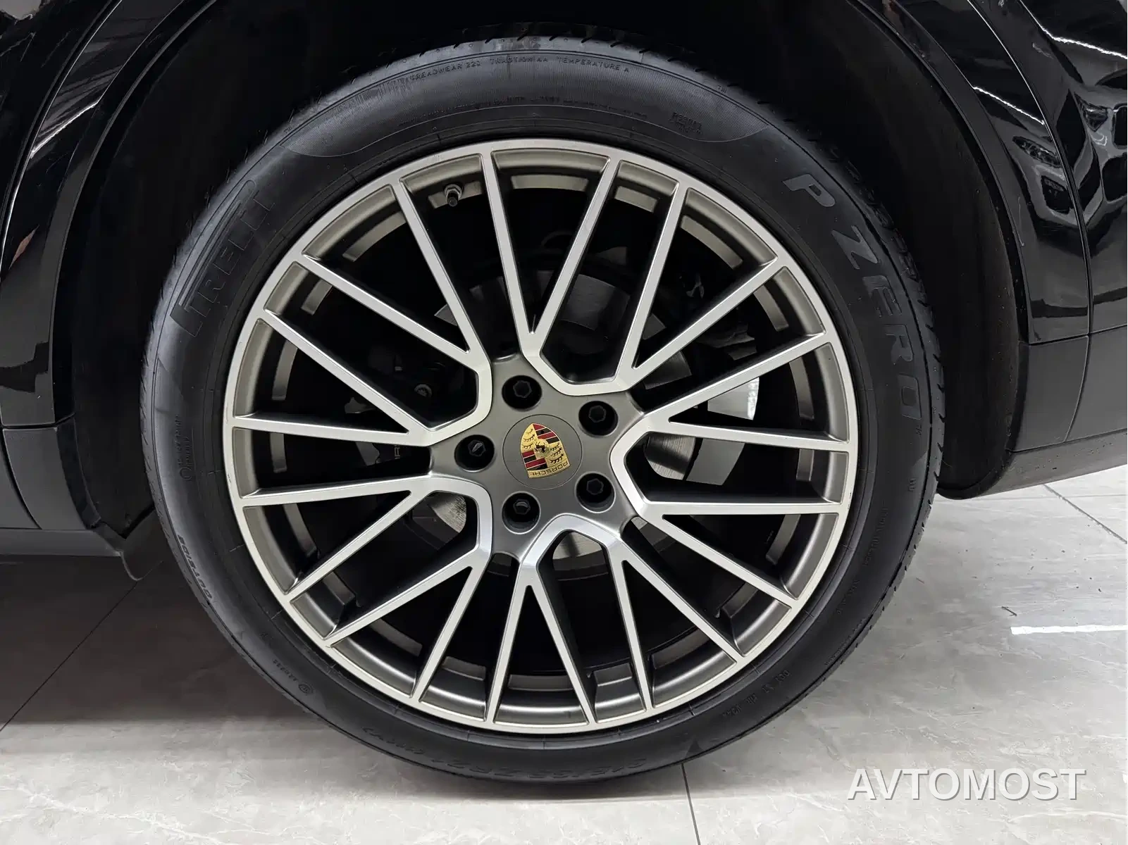 Porsche Cayenne 2023 Cayenne 3.0T Platinum Edition — фото 3