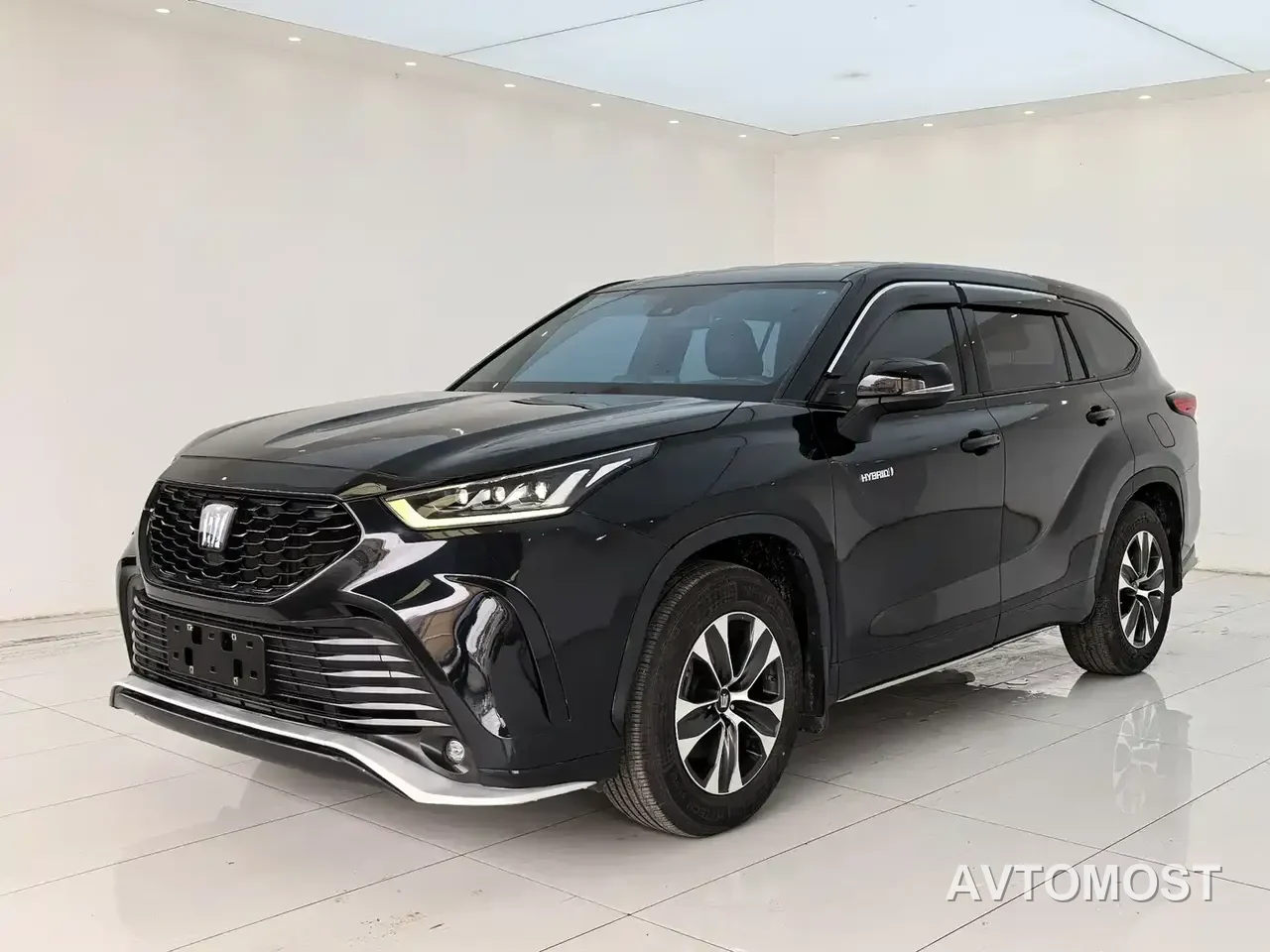 Toyota Crown Kluger 2022 2.5L HEV 4WD Elite Edition — фото 1