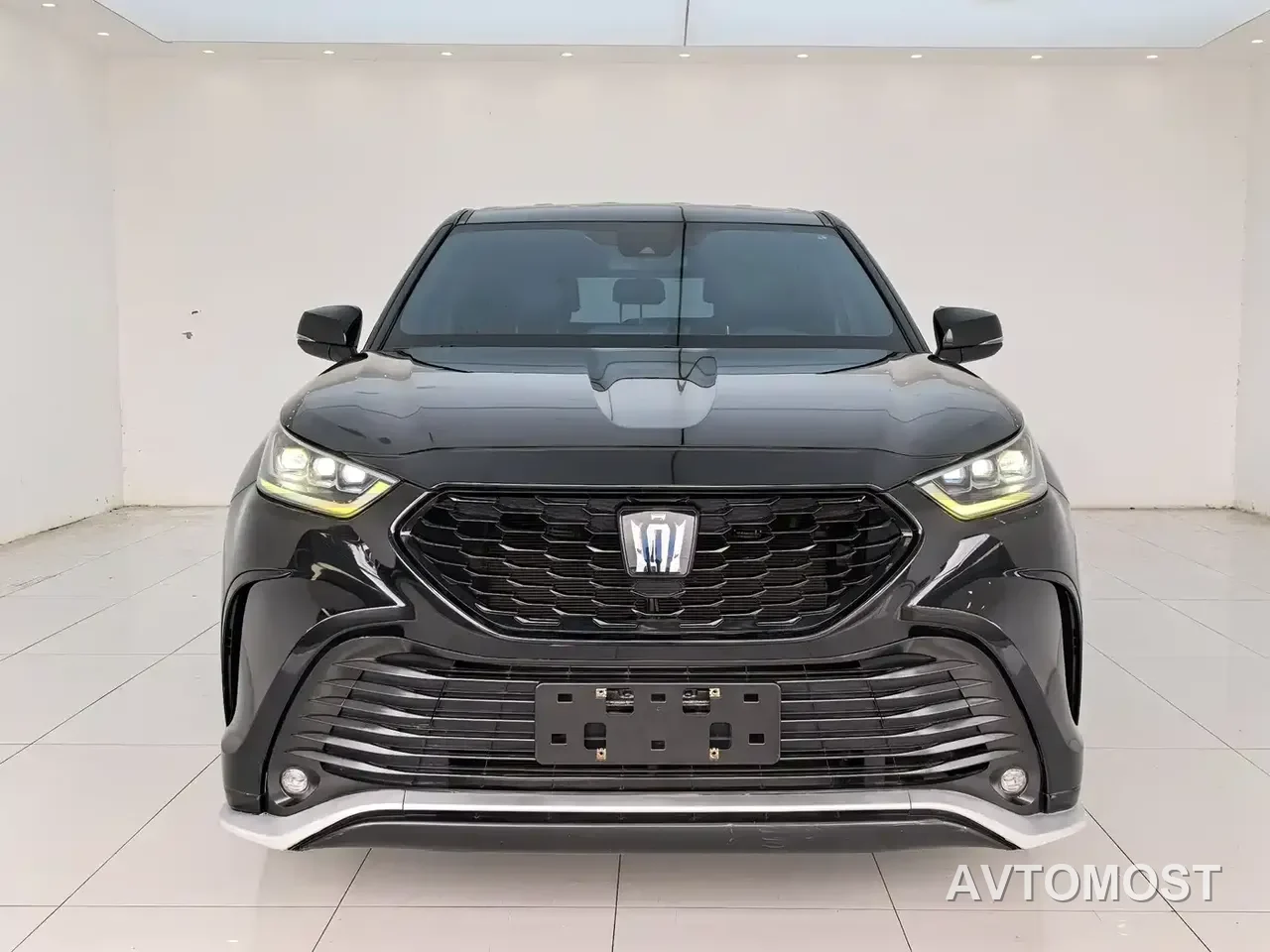Toyota Crown Kluger 2022 2.5L HEV 4WD Elite Edition — фото 2