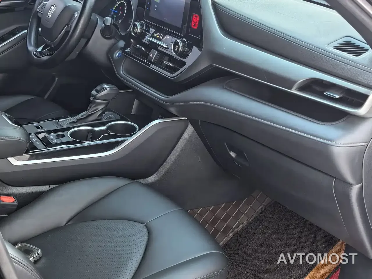 Toyota Crown Kluger 2022 2.5L HEV 4WD Elite Edition — фото 15