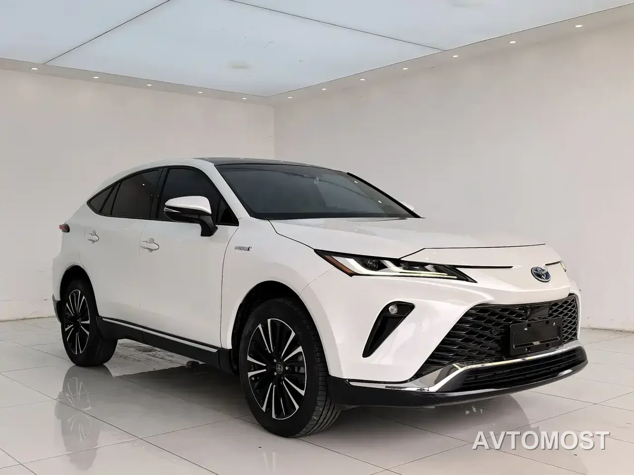 Toyota Venza 2022 Dual Engine 2.5L CVT 4WD Supreme — фото 3