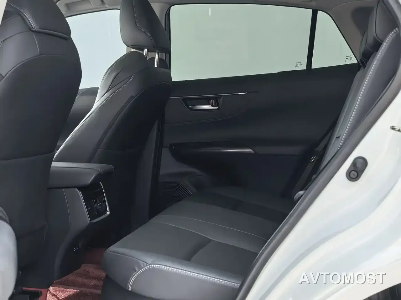 Toyota Venza 2022 Dual Engine 2.5L CVT 4WD Supreme — фото 8