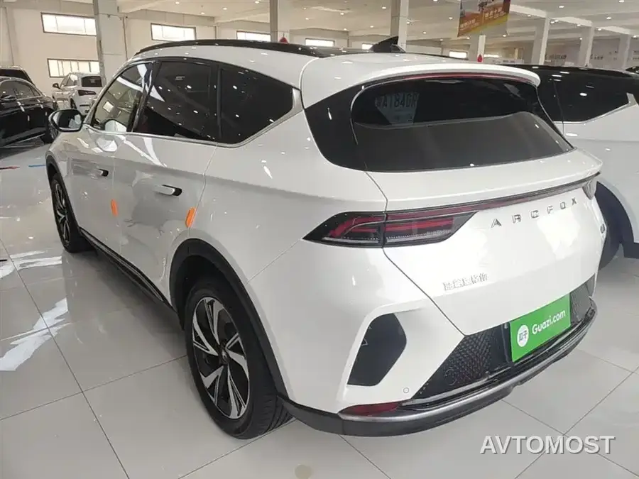 Arcfox Alpha T 2023 Model 480 Forest Edition 175kW