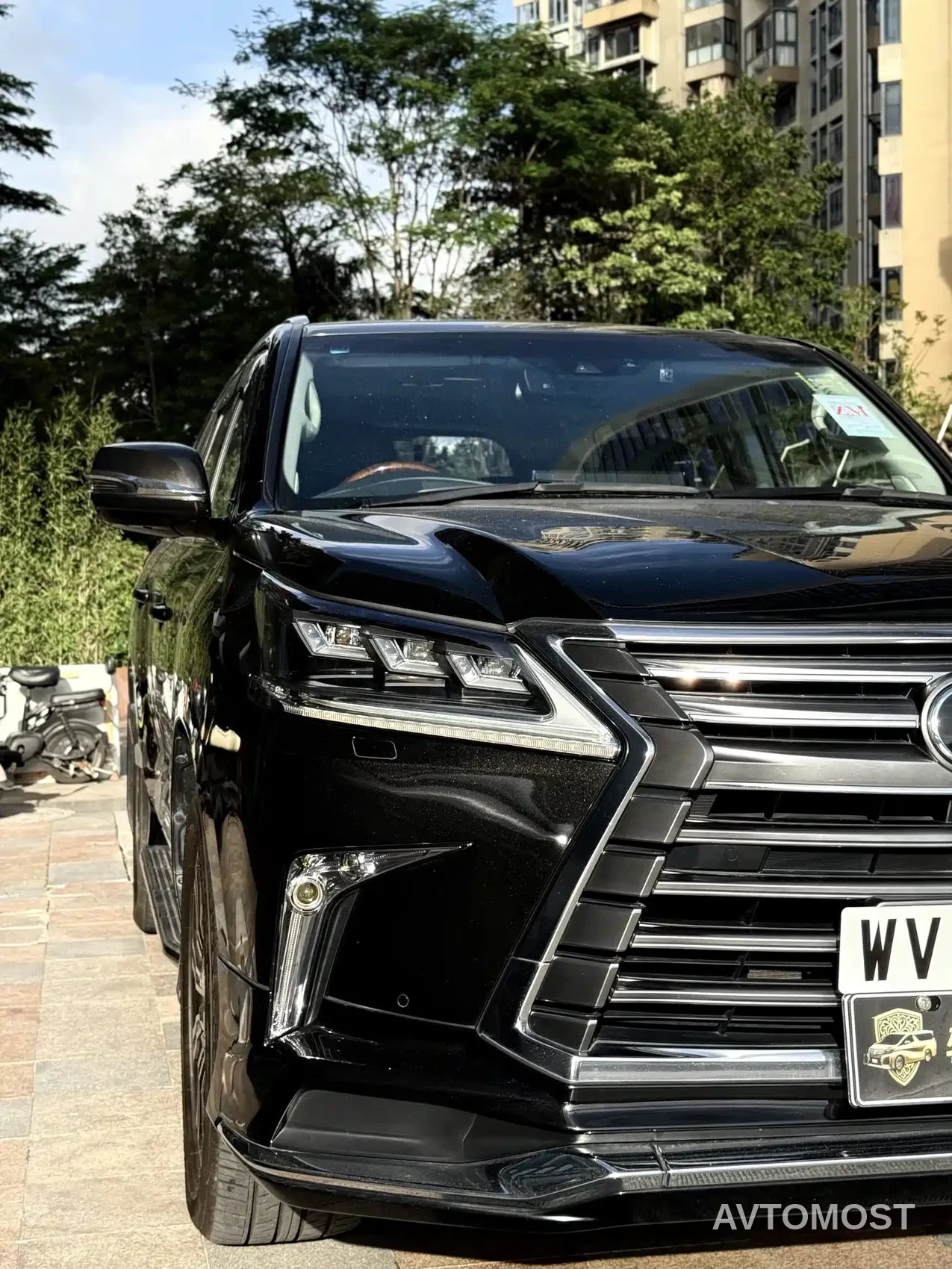 Lexus LX 2017 570 Peak Special Limited Edition — фото 5