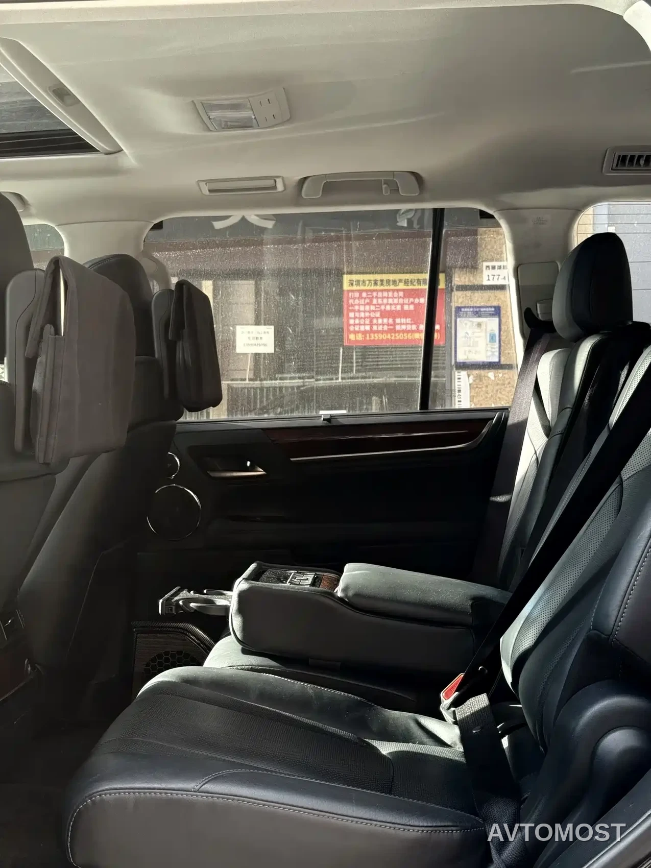 Lexus LX 2017 570 Peak Special Limited Edition — фото 22