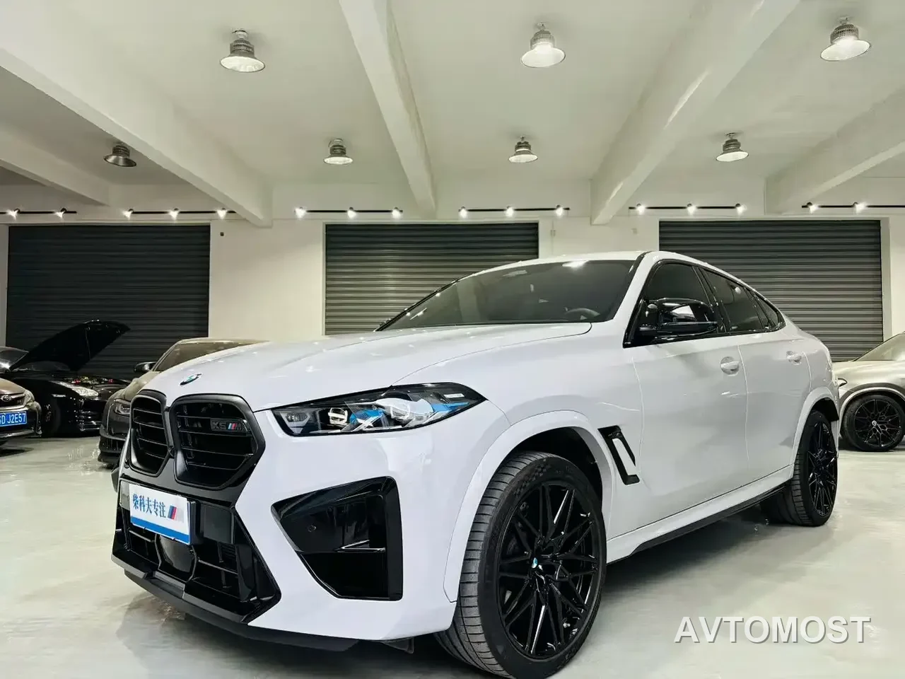 BMW X6 M 2023 Model X6 M Thunder Edition — фото 3