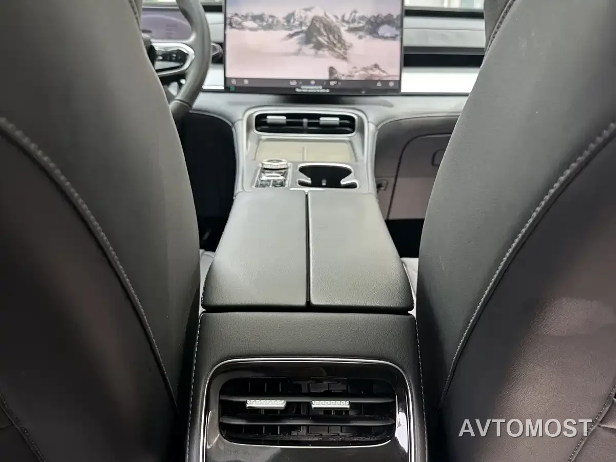 Chery Tiggo 8 PLUS C-DM 2025 1.5T 116km Luxury 5-Seater — фото 13