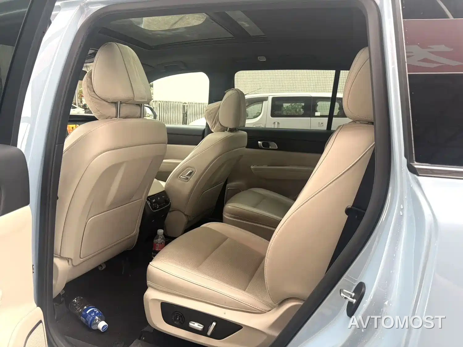 Li ONE 2021 Extended Range 6-Seater — фото 8