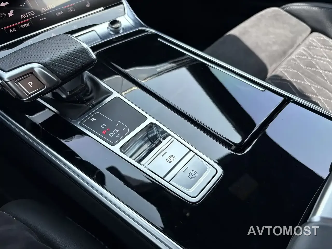 Audi S6 2020 S6 2.9T — фото 11