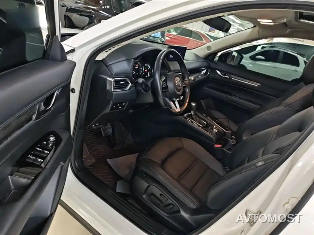 Mazda CX-5 2022 2.0L Automatic 2WD Elegance — фото 15