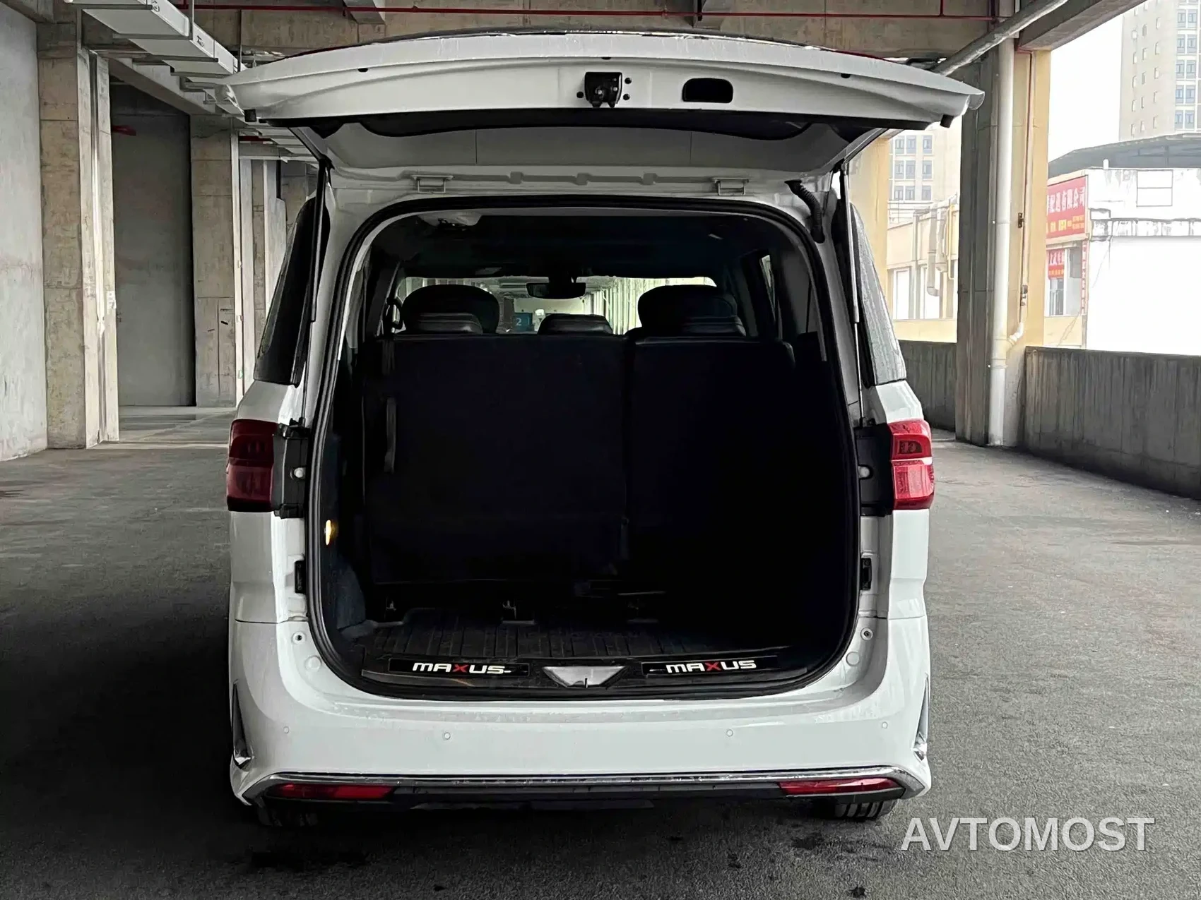 SAIC Maxus G20 2023 PLUS 2.0T Diesel Automatic Luxury Touring Edition — фото 5
