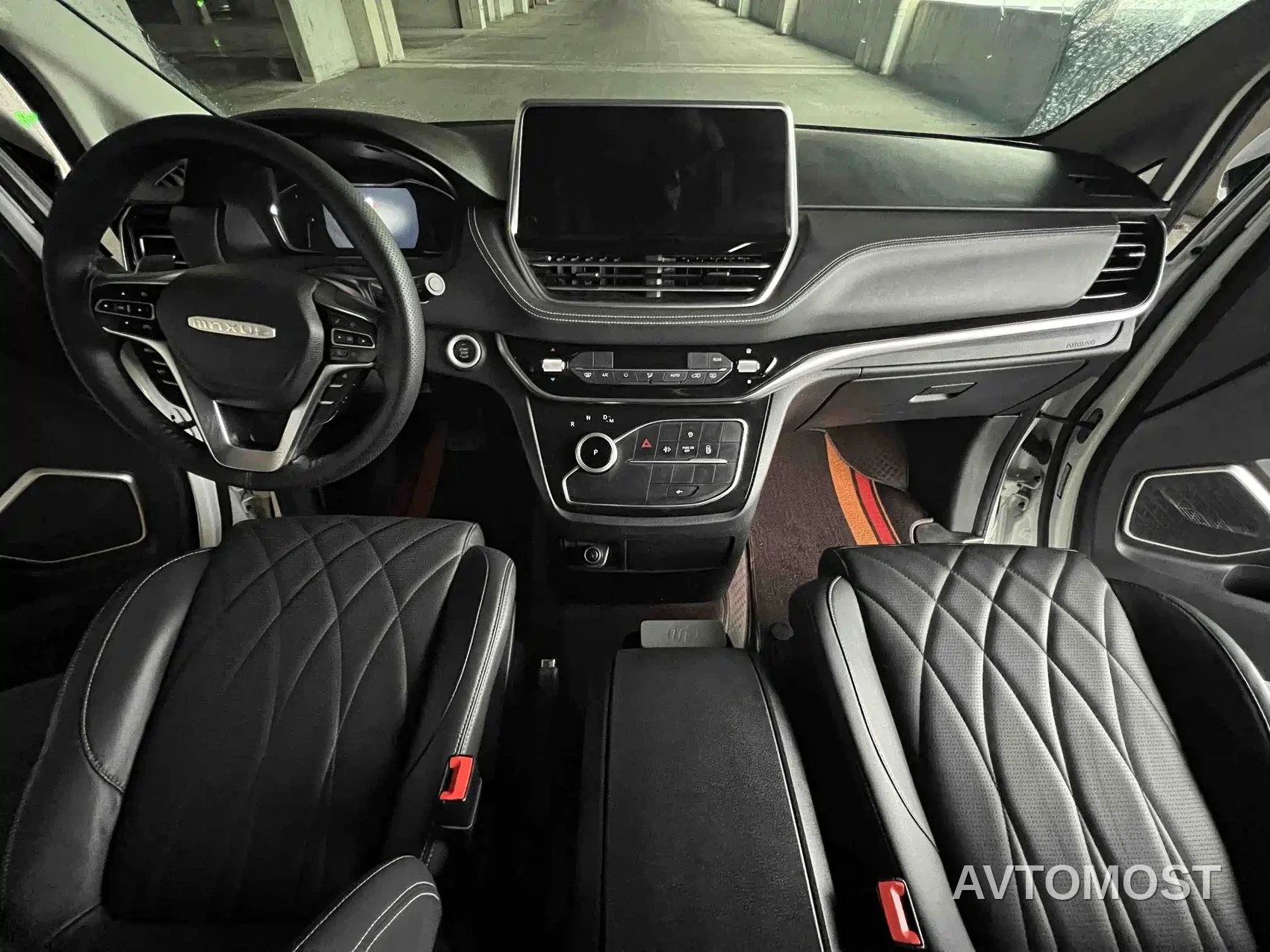 SAIC Maxus G20 2023 PLUS 2.0T Diesel Automatic Luxury Touring Edition — фото 6