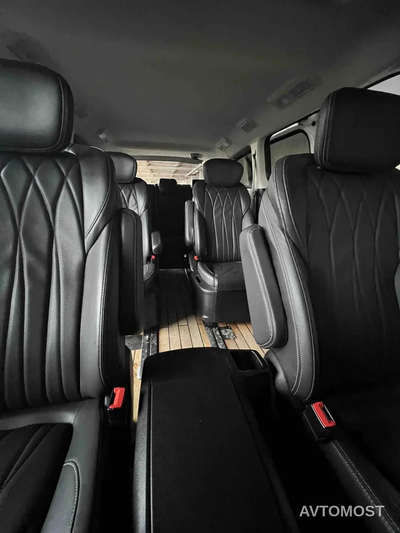 SAIC Maxus G20 2023 PLUS 2.0T Diesel Automatic Luxury Touring Edition — фото 7