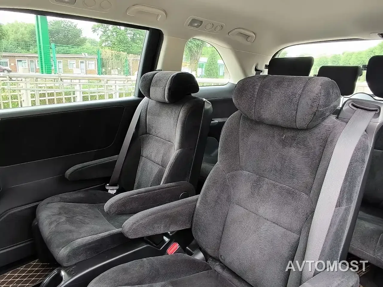 Honda Odyssey 2021 2.0L Sharp Premium Edition — фото 13