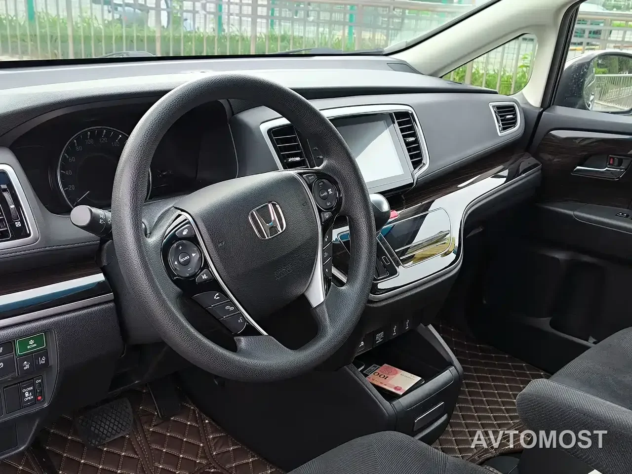 Honda Odyssey 2021 2.0L Sharp Premium Edition — фото 16