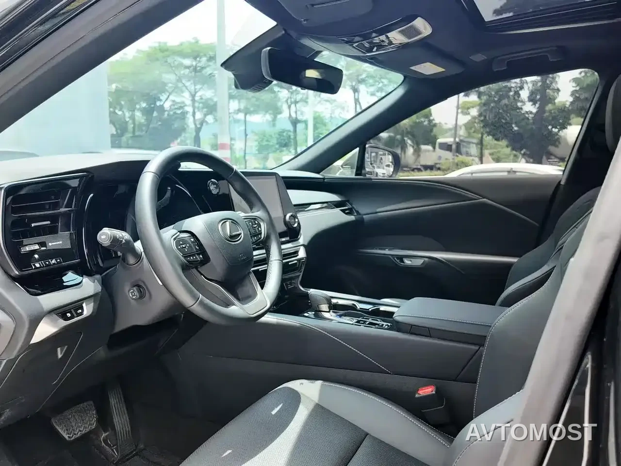 Lexus RX 2023 350h 2WD Joy Edition — фото 3