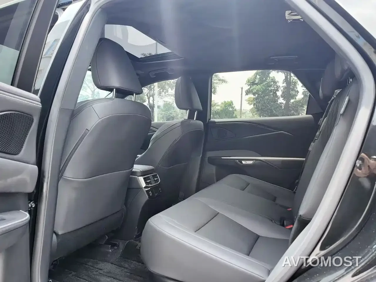 Lexus RX 2023 350h 2WD Joy Edition — фото 4