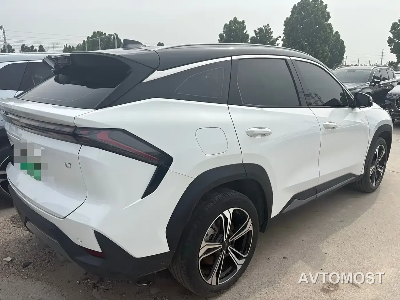 Geely Galaxy L7 2024 1.5T 115km PLUS Soaring Dragon Edition — фото 8