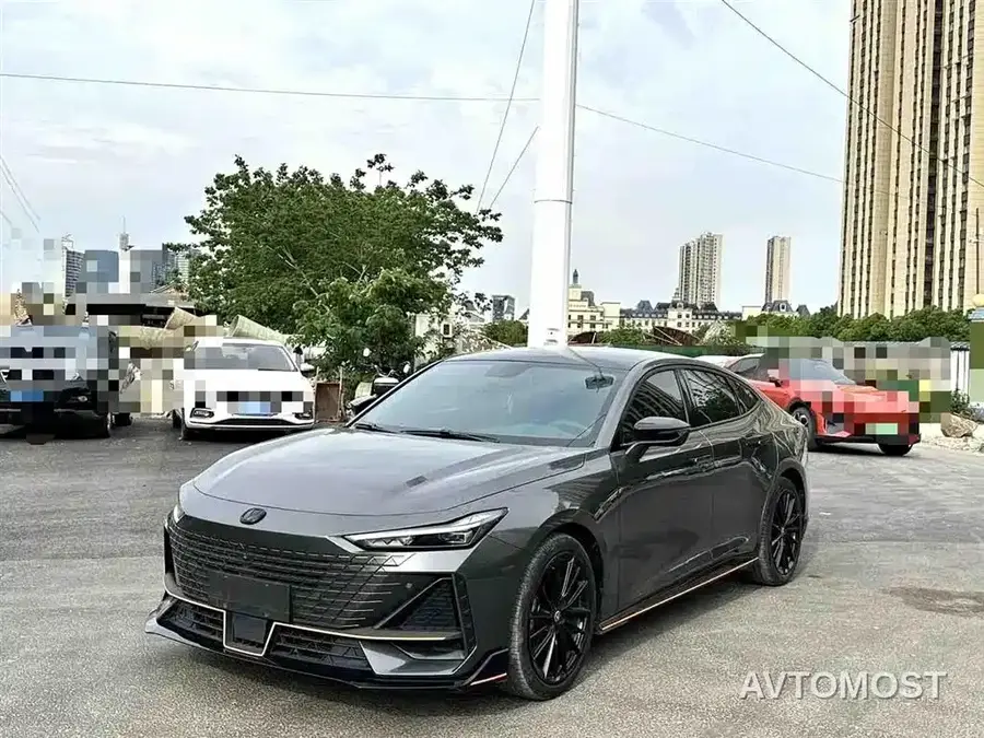 Changan UNI-V 2022 1.5T Sport Edition