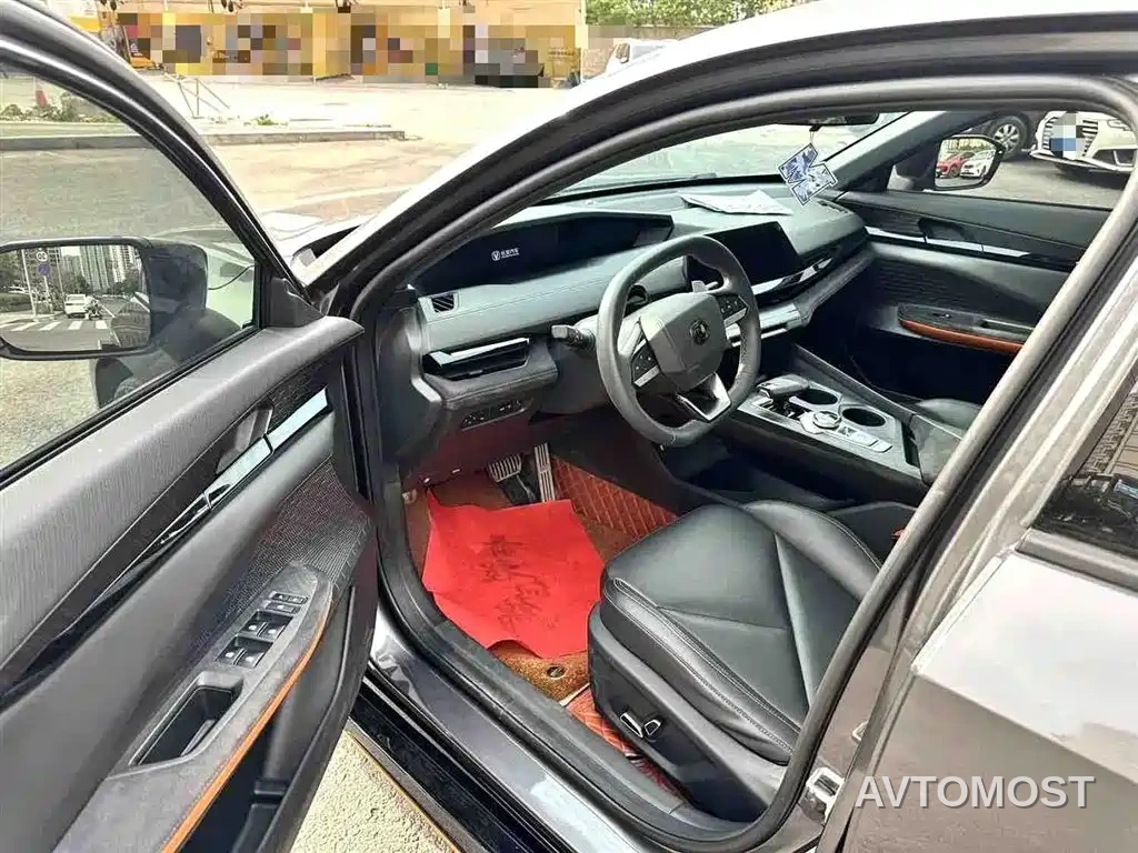 Changan UNI-V 2022 1.5T Sport Edition — фото 3