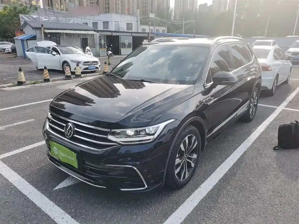 Volkswagen Tiguan L 2022 330TSI Auto 2WD R-Line Premium Edition