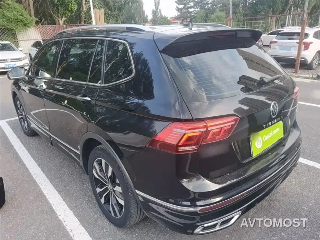 Volkswagen Tiguan L 2022 330TSI Auto 2WD R-Line Premium Edition — фото 5