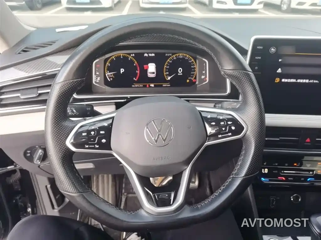 Volkswagen Tiguan L 2022 330TSI Auto 2WD R-Line Premium Edition — фото 11