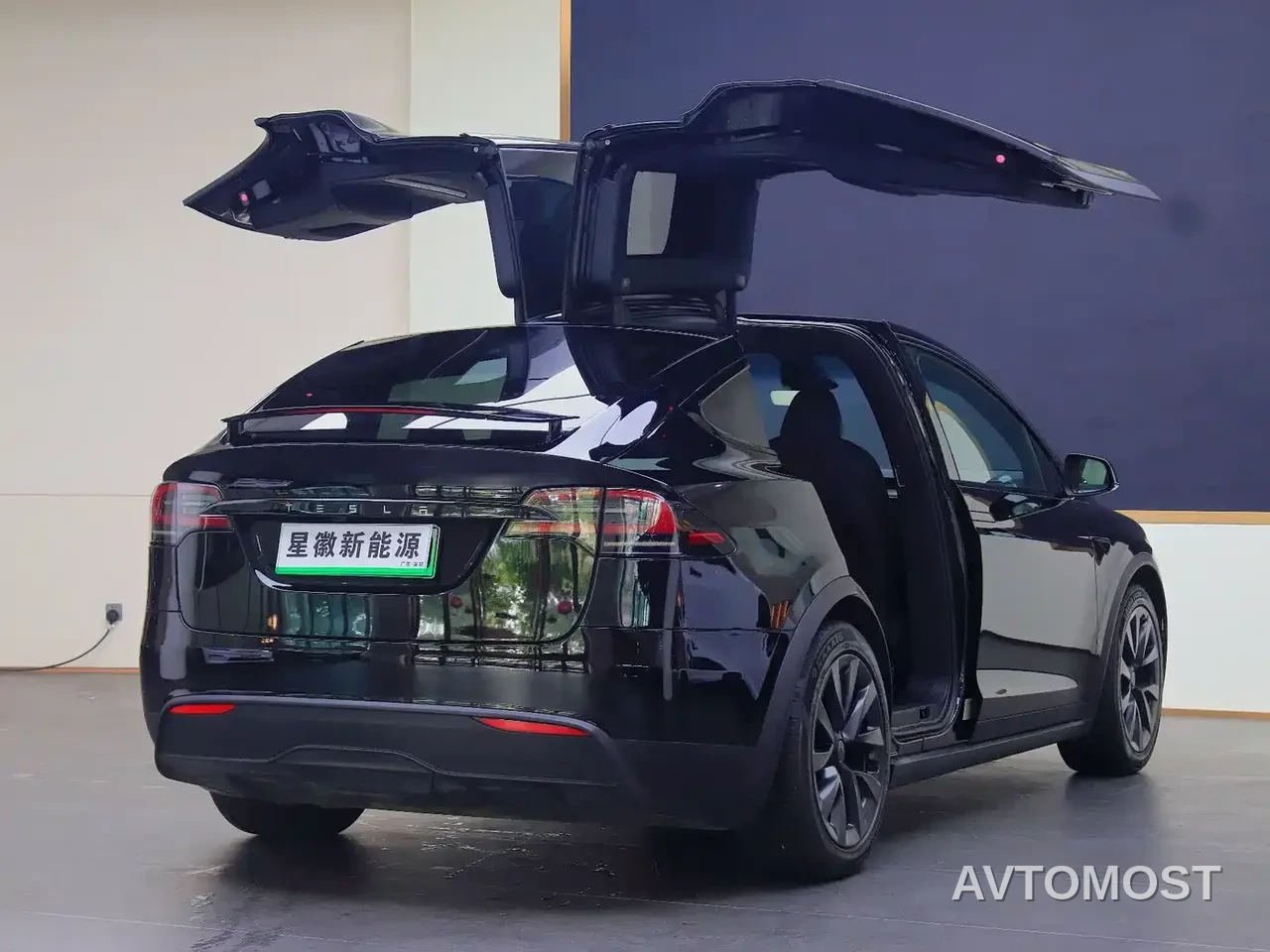 Tesla Model X 2023 Dual Motor All-Wheel Drive Edition — фото 17