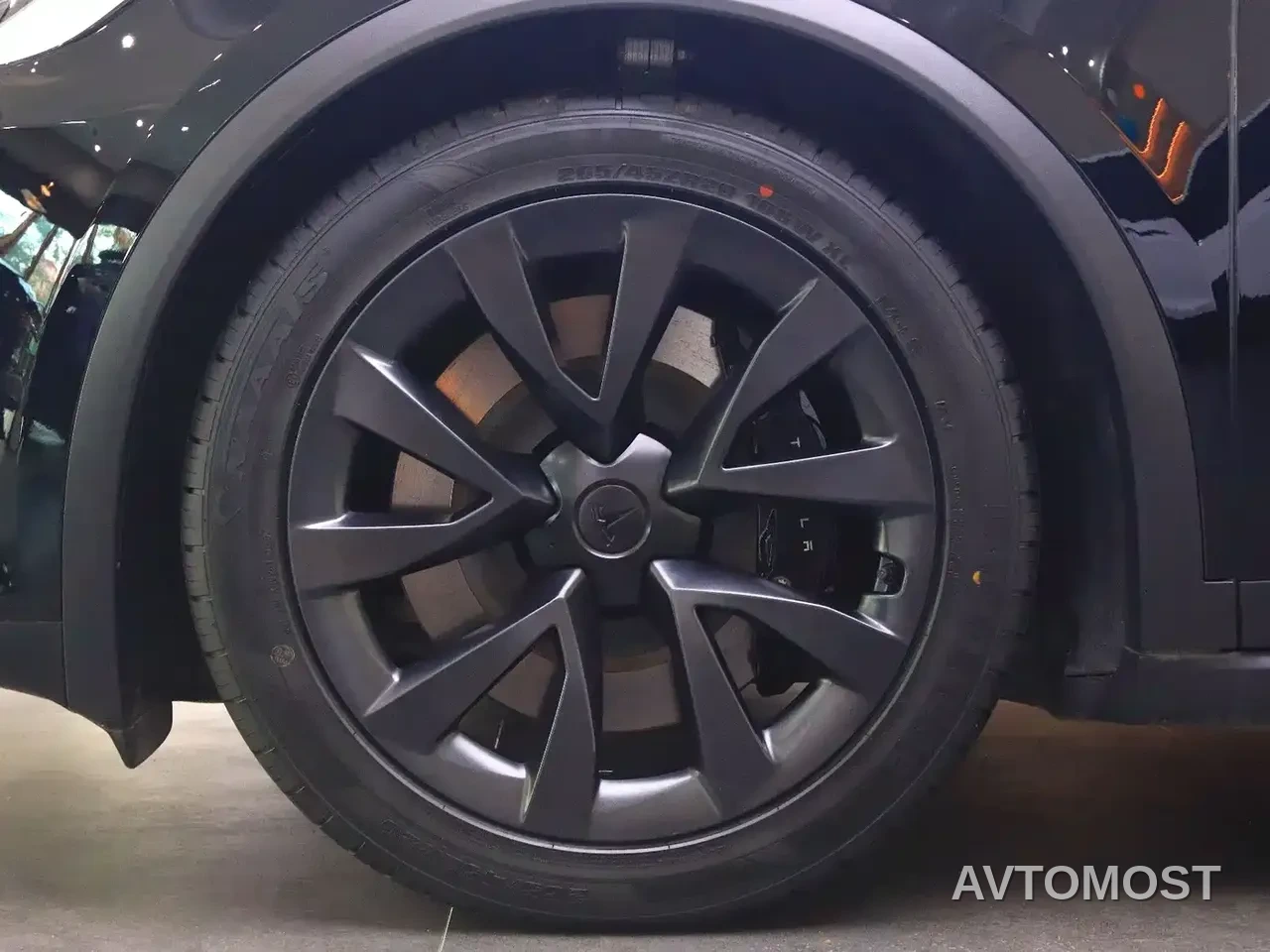Tesla Model X 2023 Dual Motor All-Wheel Drive Edition — фото 20