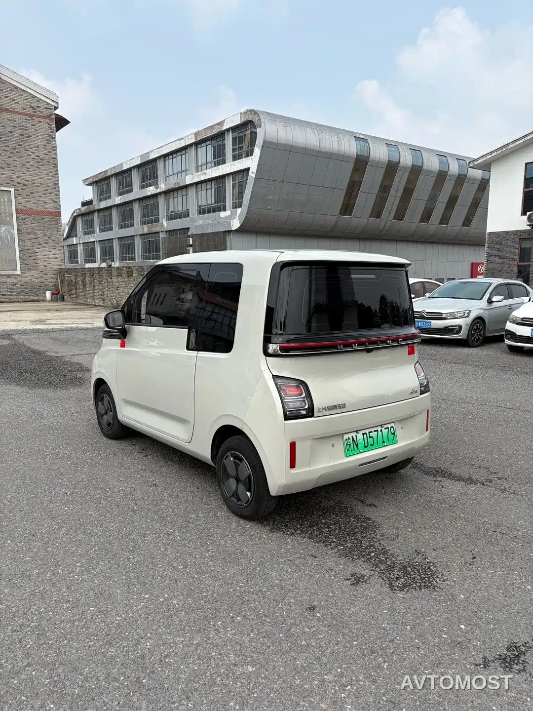 Wuling Air ev 2023 Model 4-Seater Standard Edition — фото 5