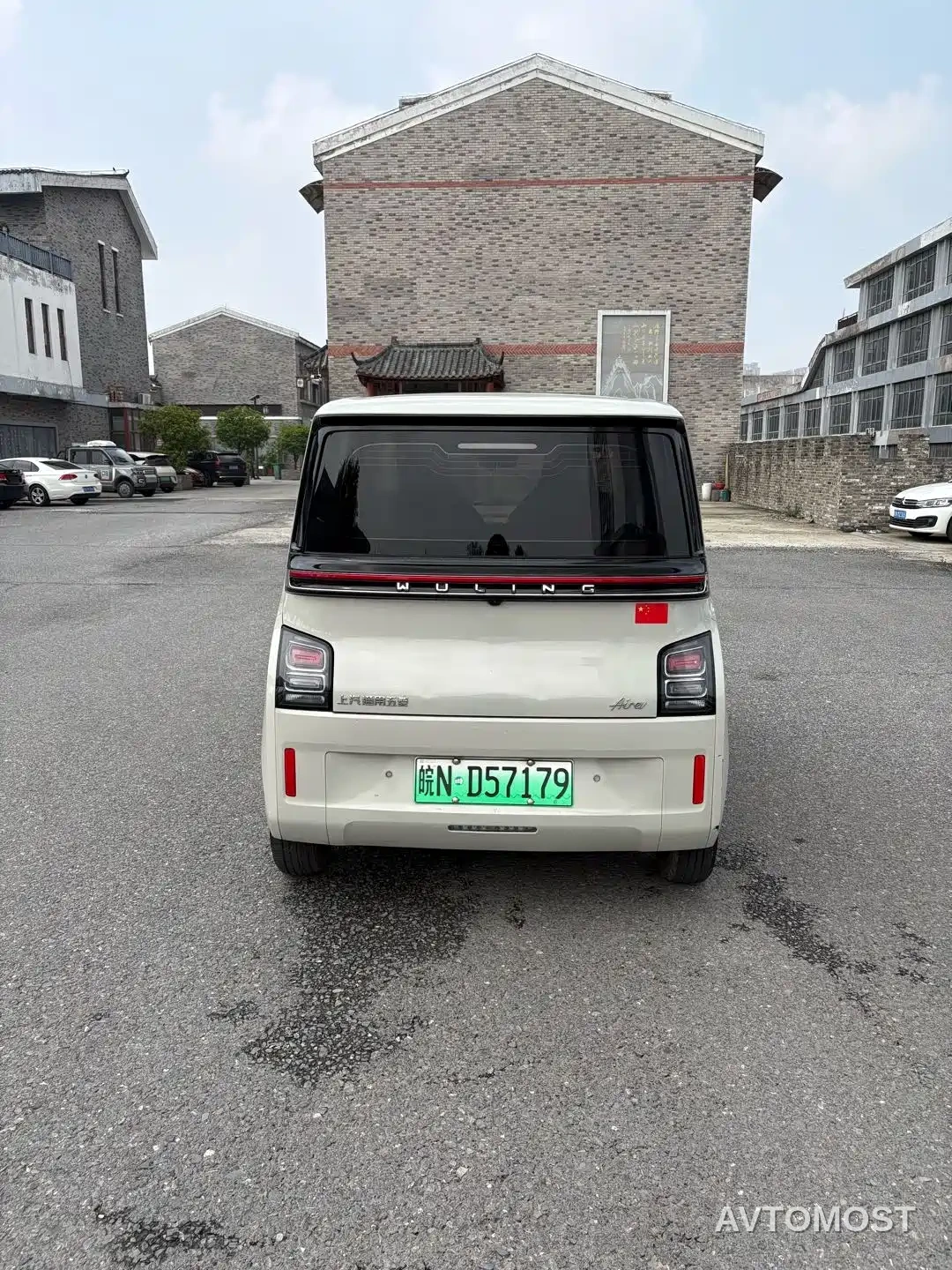 Wuling Air ev 2023 Model 4-Seater Standard Edition — фото 6