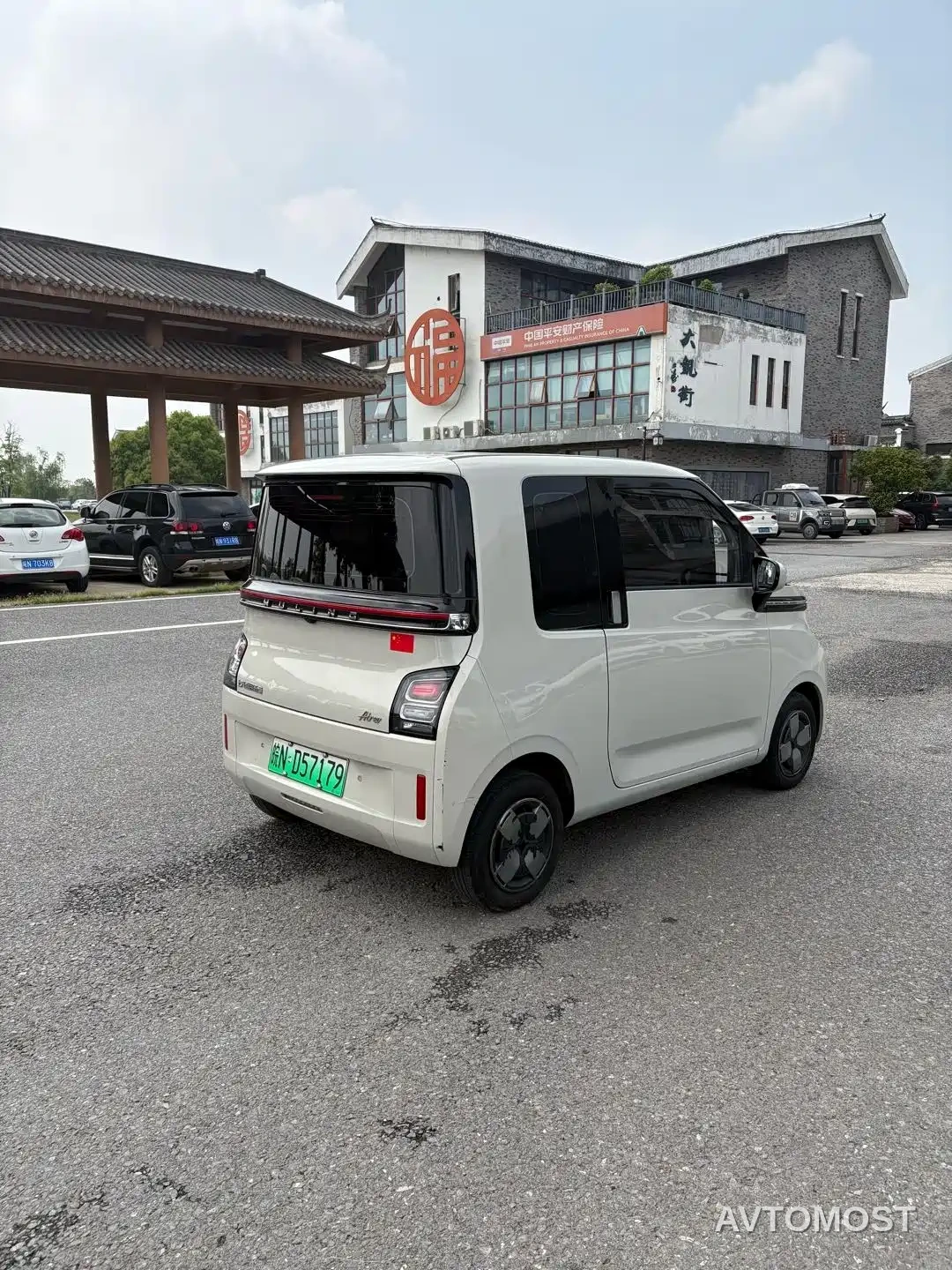 Wuling Air ev 2023 Model 4-Seater Standard Edition — фото 7