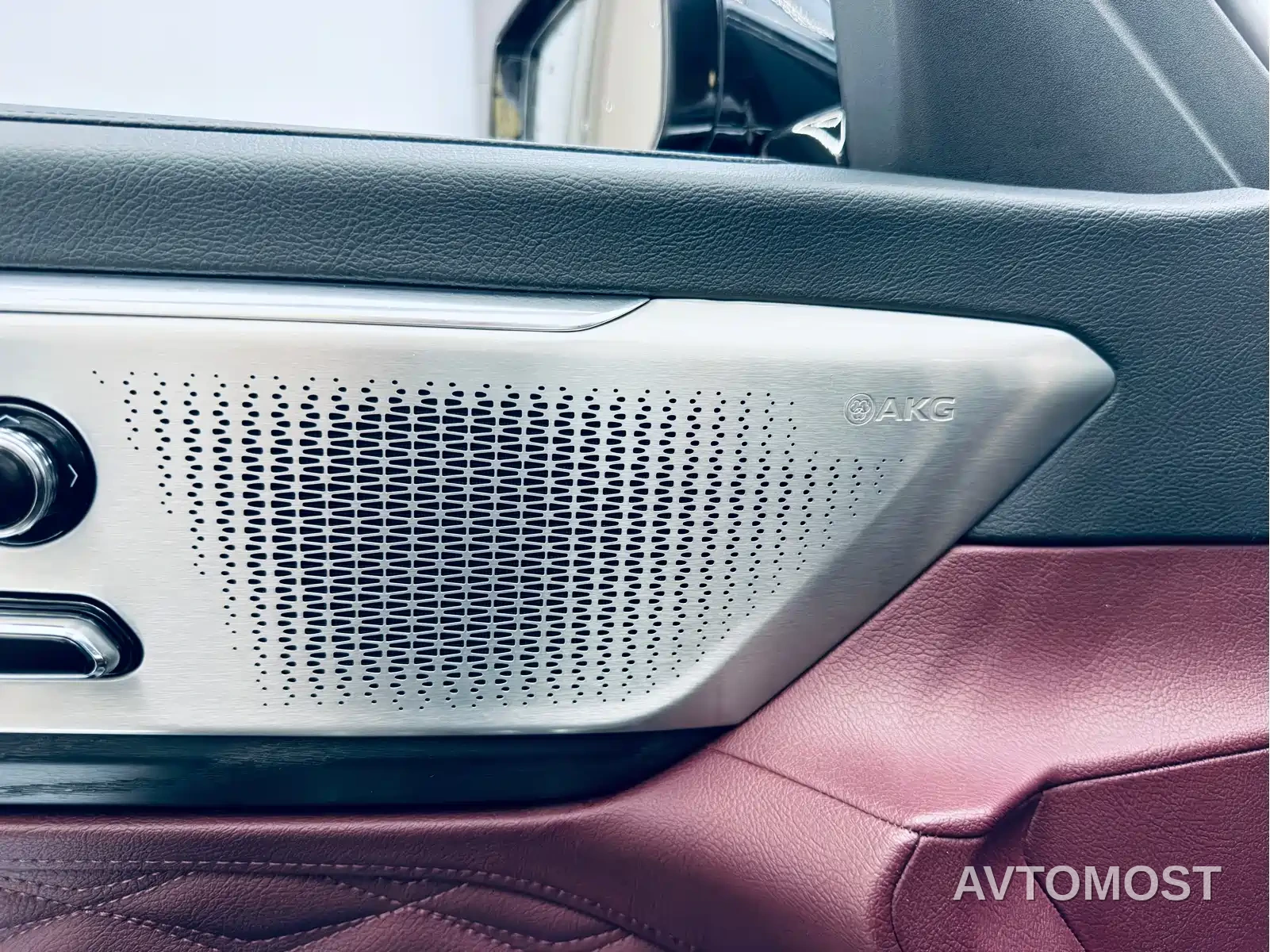 Cadillac CT6 2023 28T Platinum Model — фото 8