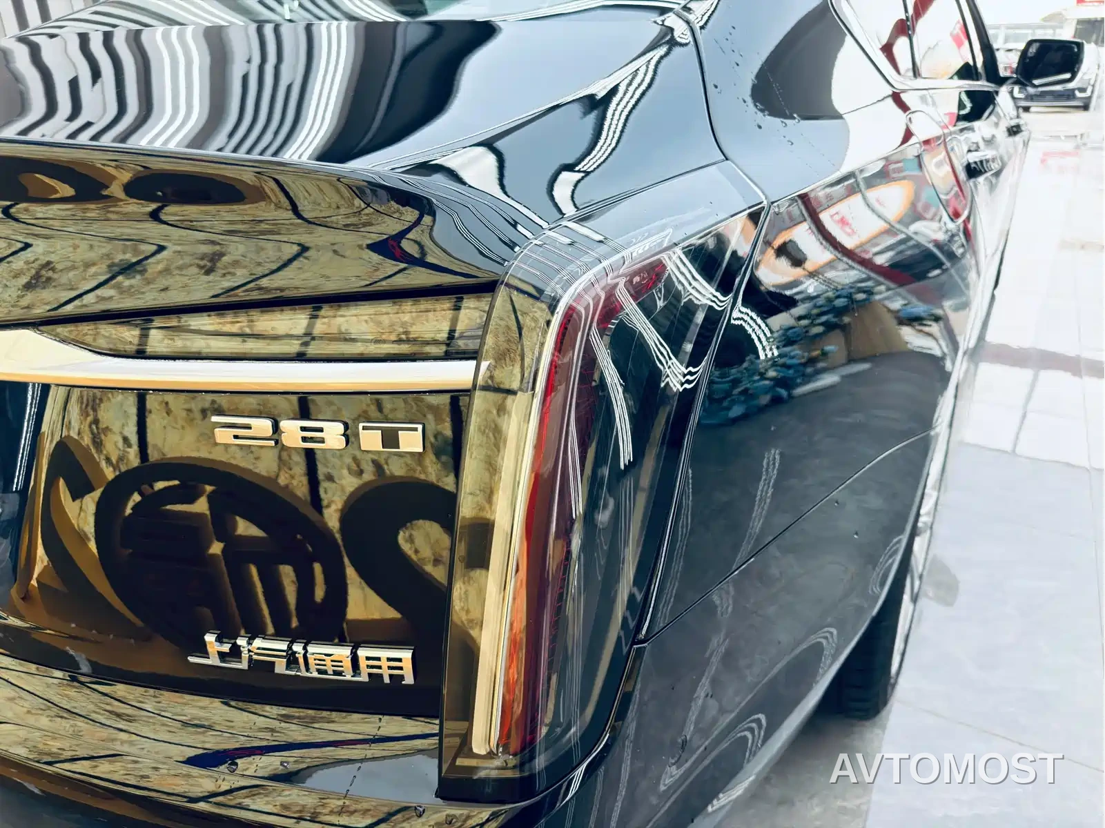 Cadillac CT6 2023 28T Platinum Model — фото 19
