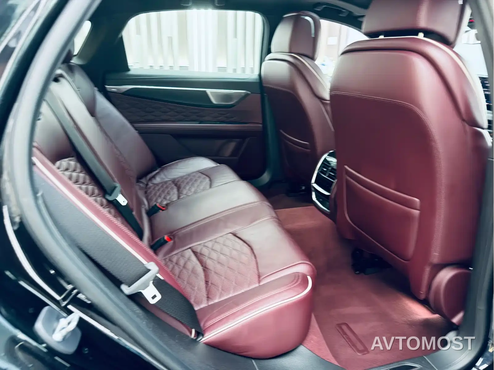 Cadillac CT6 2023 28T Platinum Model — фото 20