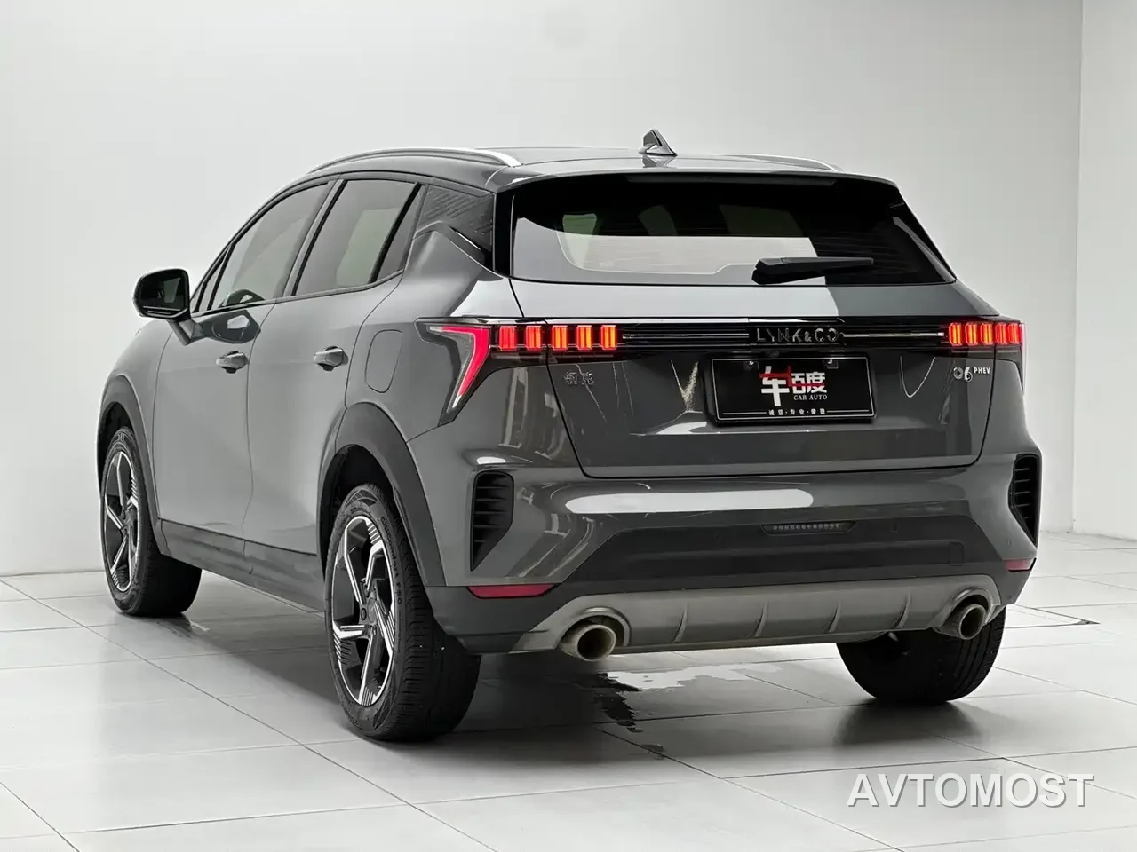 Lynk & Co 06 EM-P 2022 PHEV 84KM Range Pro — фото 6