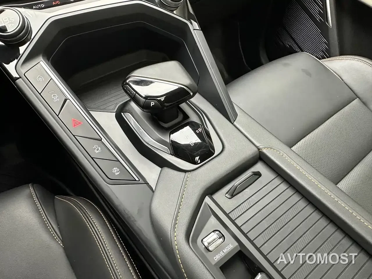 Lynk & Co 06 EM-P 2022 PHEV 84KM Range Pro — фото 13