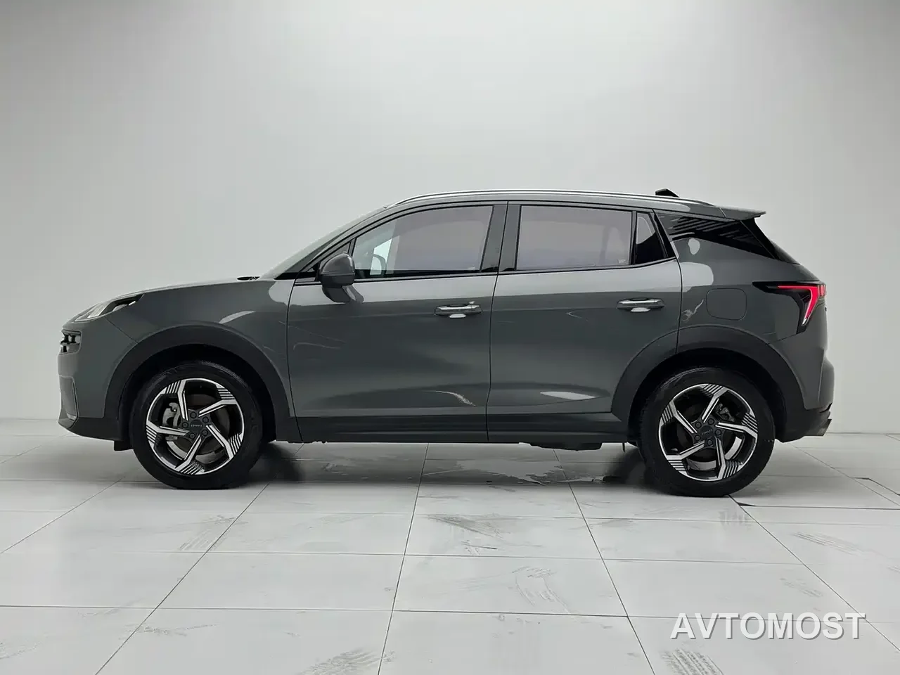 Lynk & Co 06 EM-P 2022 PHEV 84KM Range Pro — фото 23