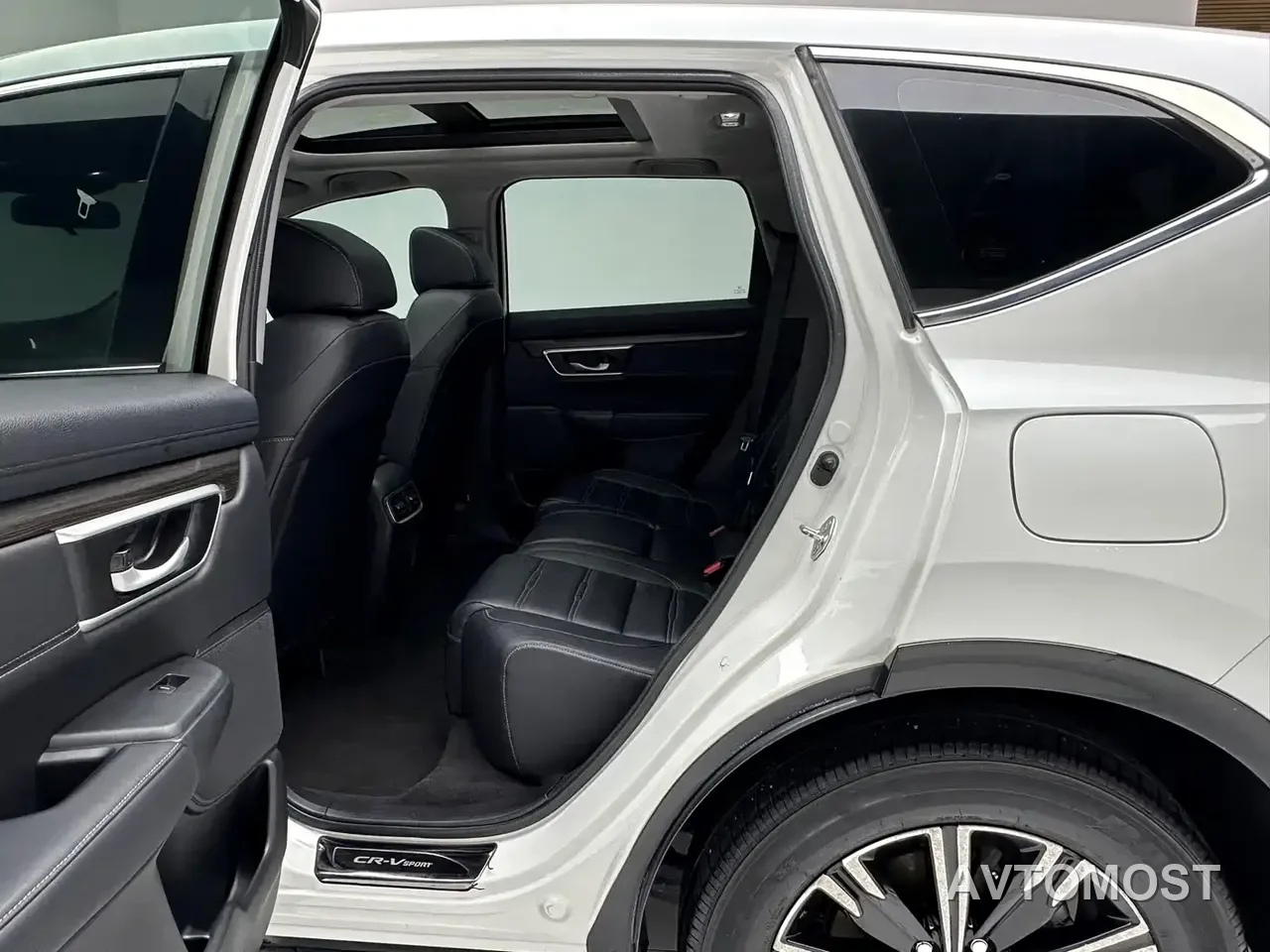Honda CR-V New Energy 2021 Sharp Hybrid e+ 2.0L Wisdom Edition — фото 8