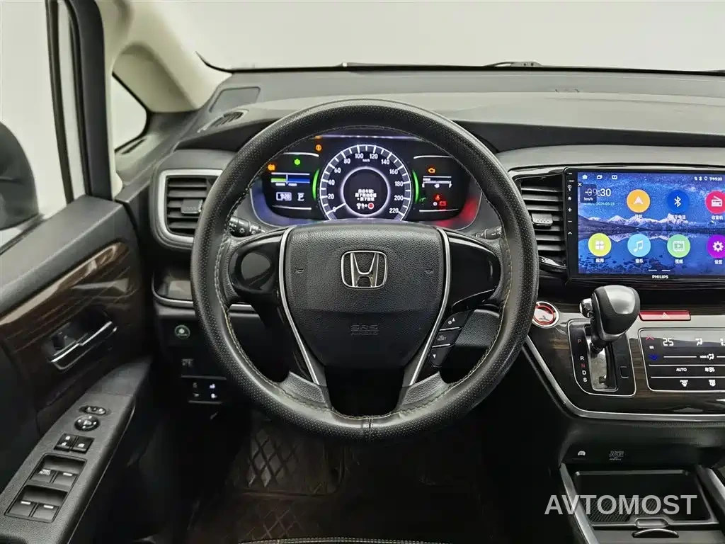 Honda Odyssey 2021 2.0L Sharp Comfort Edition — фото 9