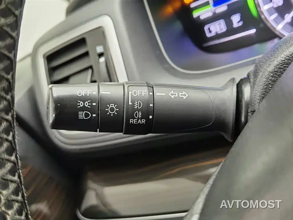 Honda Odyssey 2021 2.0L Sharp Comfort Edition — фото 17