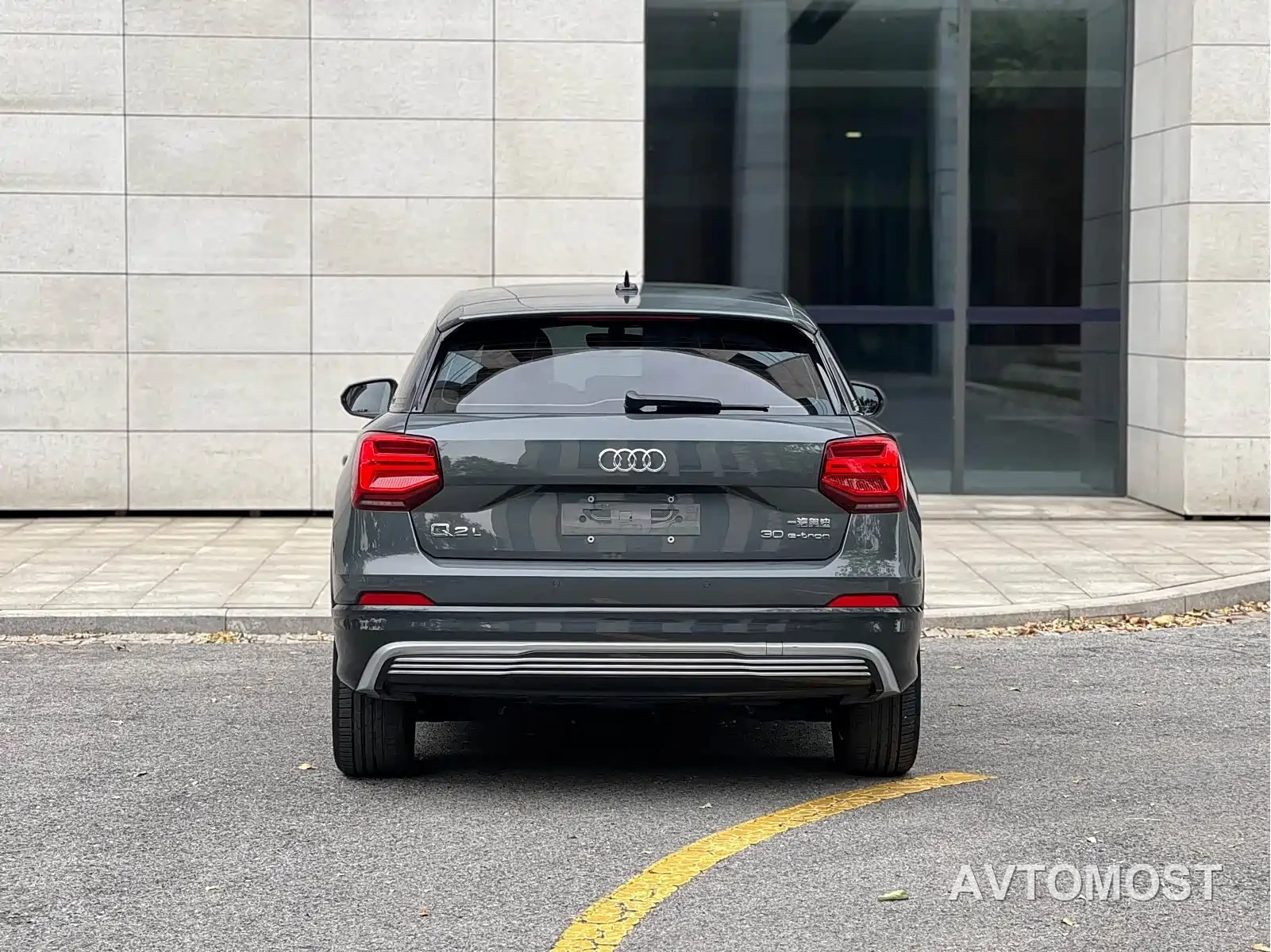 Audi Q2L e-tron 2019 Q2L e-tron Pure Electric Smart Cool Edition — фото 18