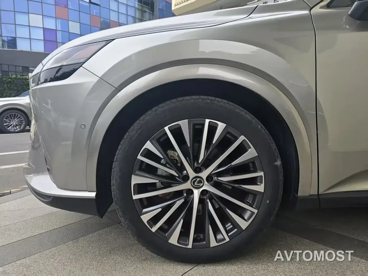 Lexus RX New Energy 2023 450h+ 4WD Enjoyment — фото 4