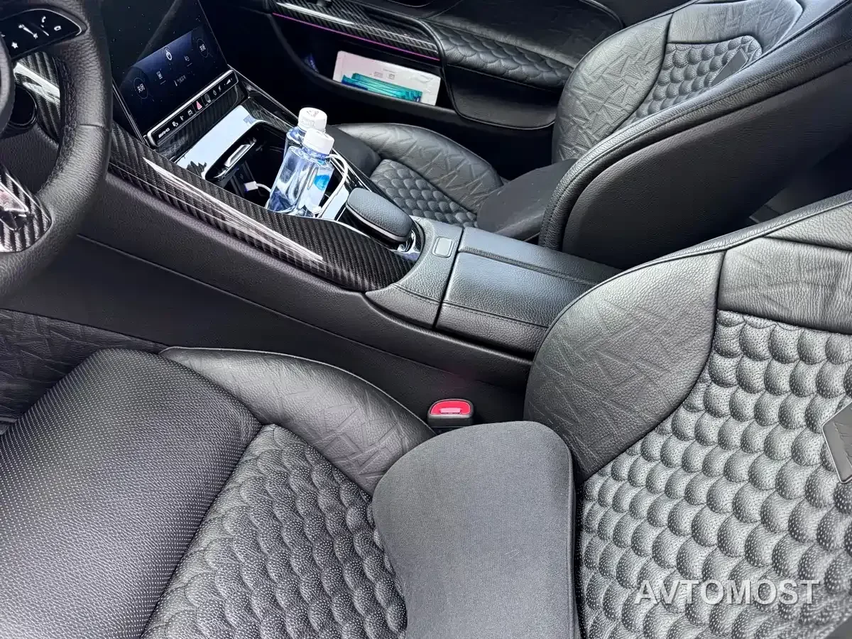 Mercedes-Benz AMG GT New Energy 2025 63 S E Performance — фото 10
