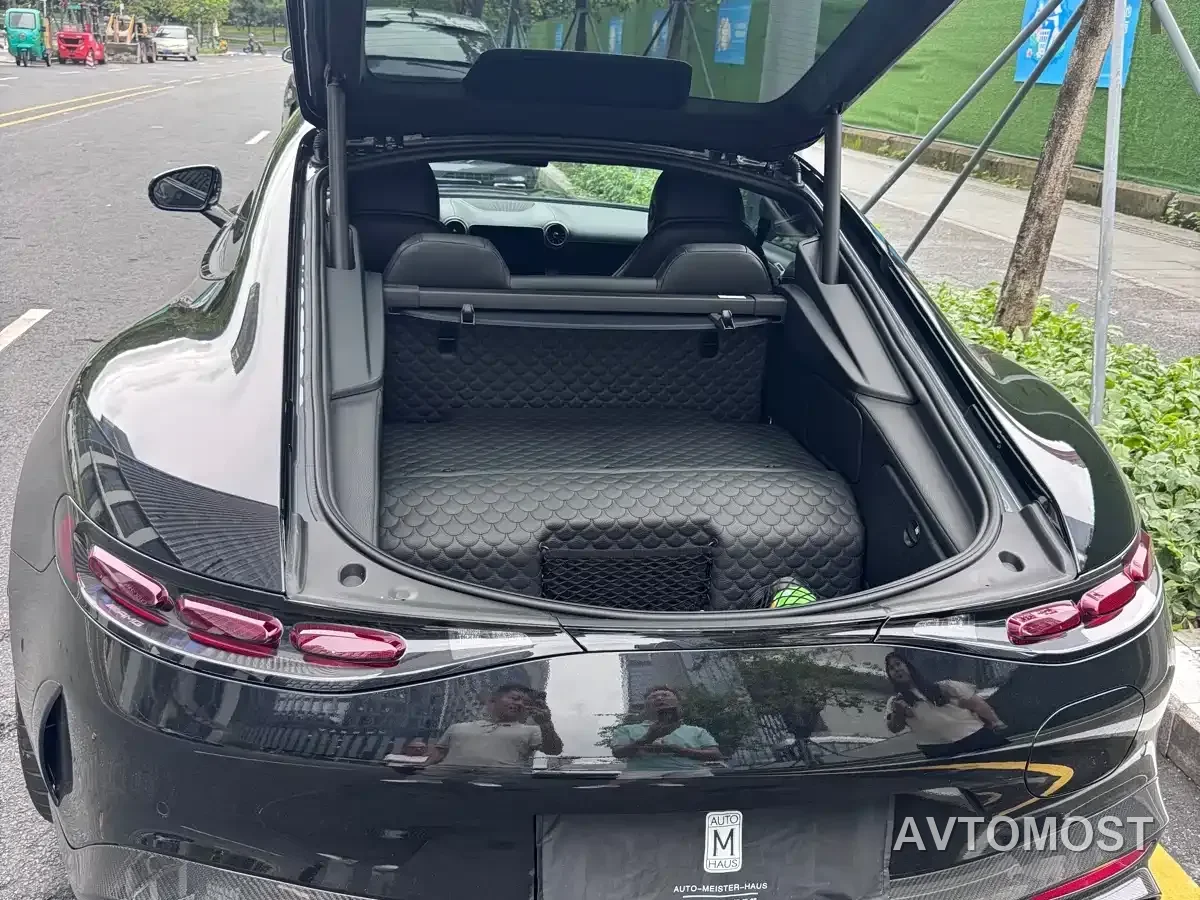 Mercedes-Benz AMG GT New Energy 2025 63 S E Performance — фото 13