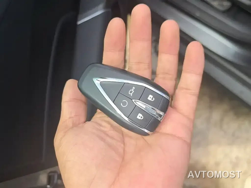 Changan Eado PHEV 2025 Smart New Blue Whale 145KM Battleship Edition — фото 17