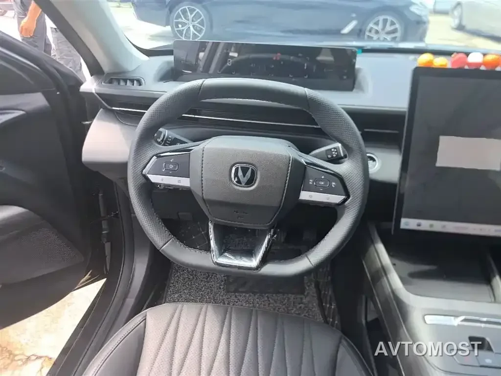 Changan Eado PHEV 2025 Smart New Blue Whale 145KM Battleship Edition — фото 10