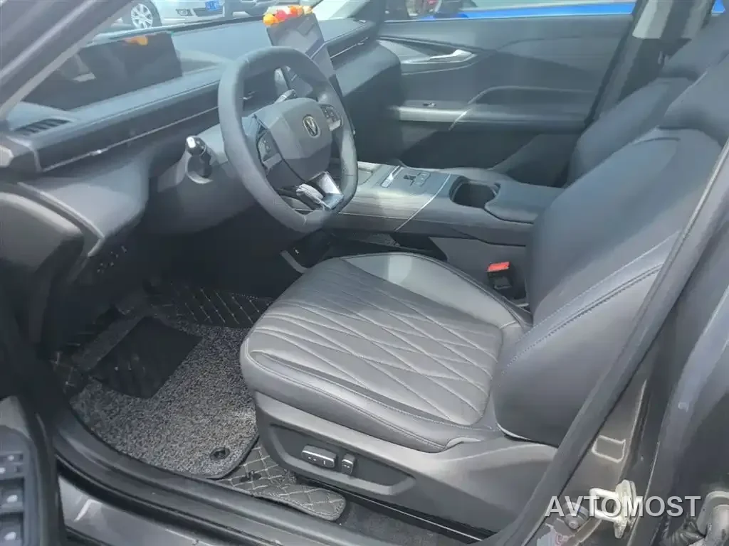 Changan Eado PHEV 2025 Smart New Blue Whale 145KM Battleship Edition — фото 12