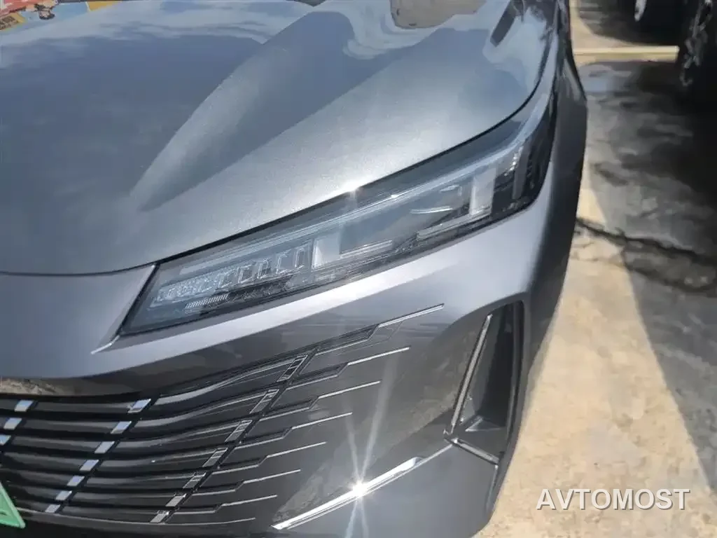 Changan Eado PHEV 2025 Smart New Blue Whale 145KM Battleship Edition — фото 24